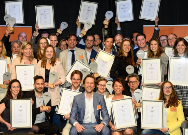 Zoover-Awards-foto-Award-Uitreking-2018-600x432.png